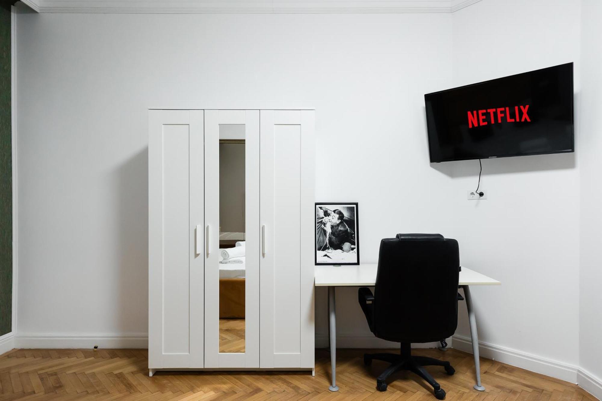 Central Studios In Piata Romana Bucureşti Eksteriør bilde