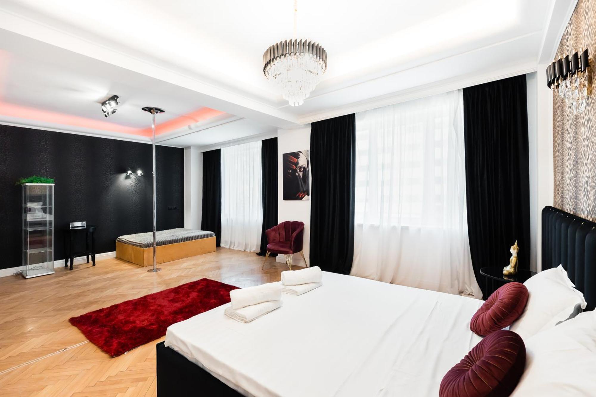 Central Studios In Piata Romana Bucureşti Eksteriør bilde